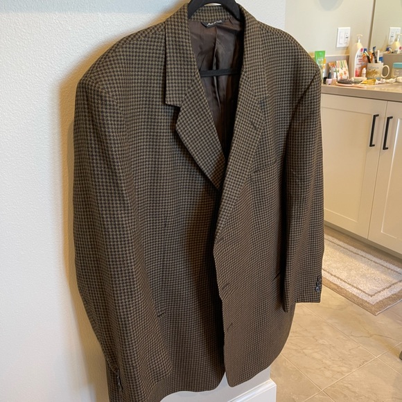 50-L Italian-made Sport Coat; Brown HOUNDSTOOTH Wool BLEND; New $179; Now $79